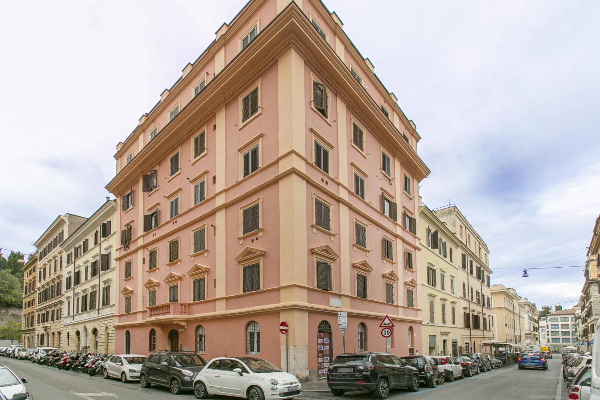 Wwb Colosseo Rzym Zewnętrze zdjęcie